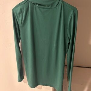 Women's Green Long Sleeve Top